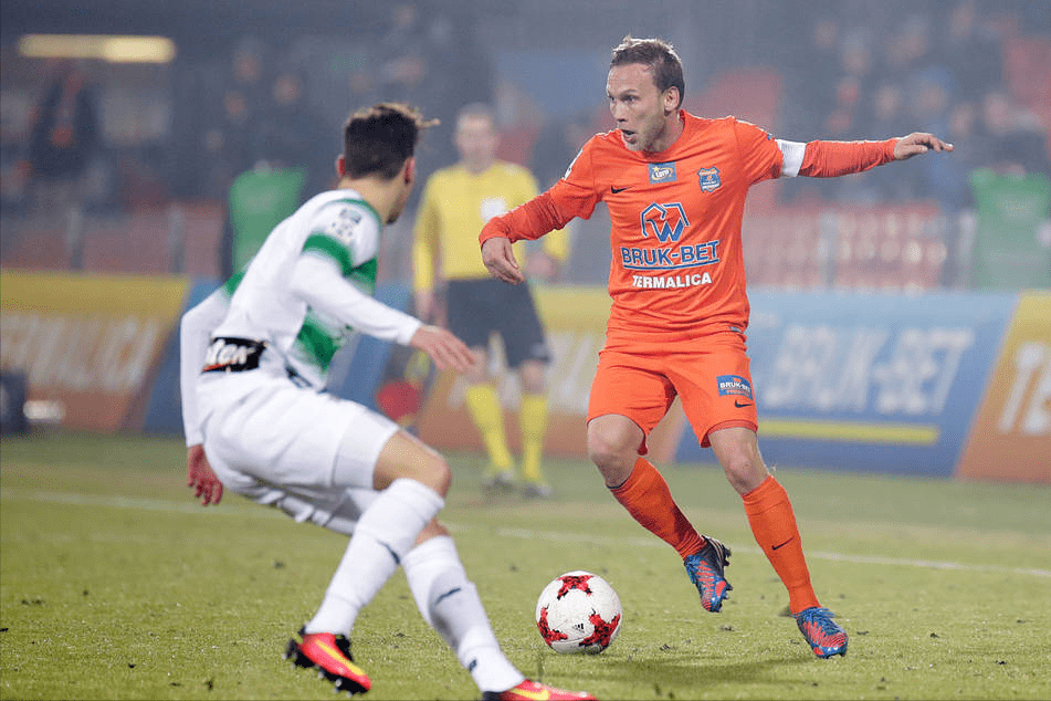 游网页版入口-荷甲加时末段走向成谜，西汉姆造点机会，目标明确，资深球员宣示担当