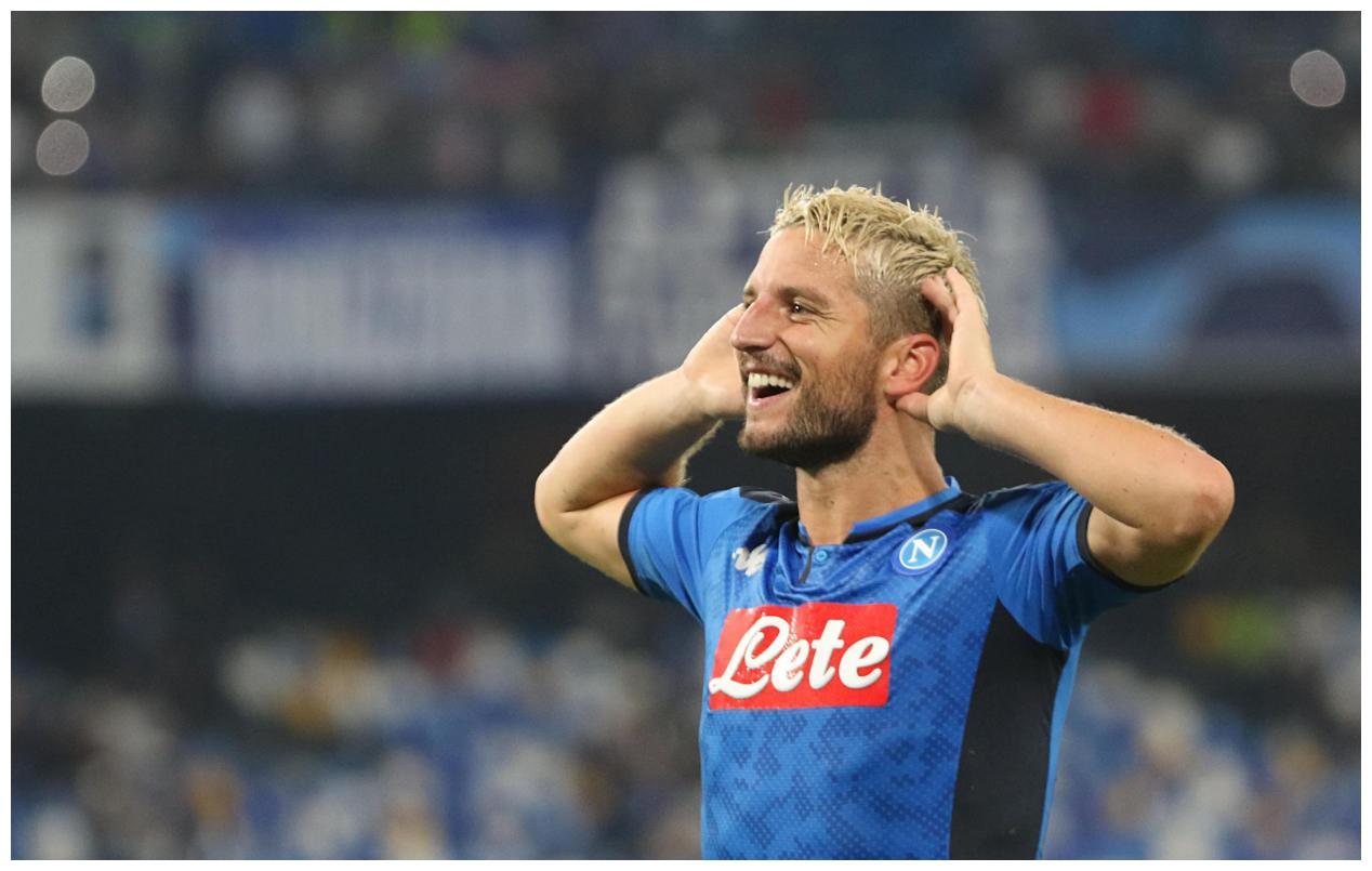 九游-个别球迷在马路上呼喊不当言论引发关注