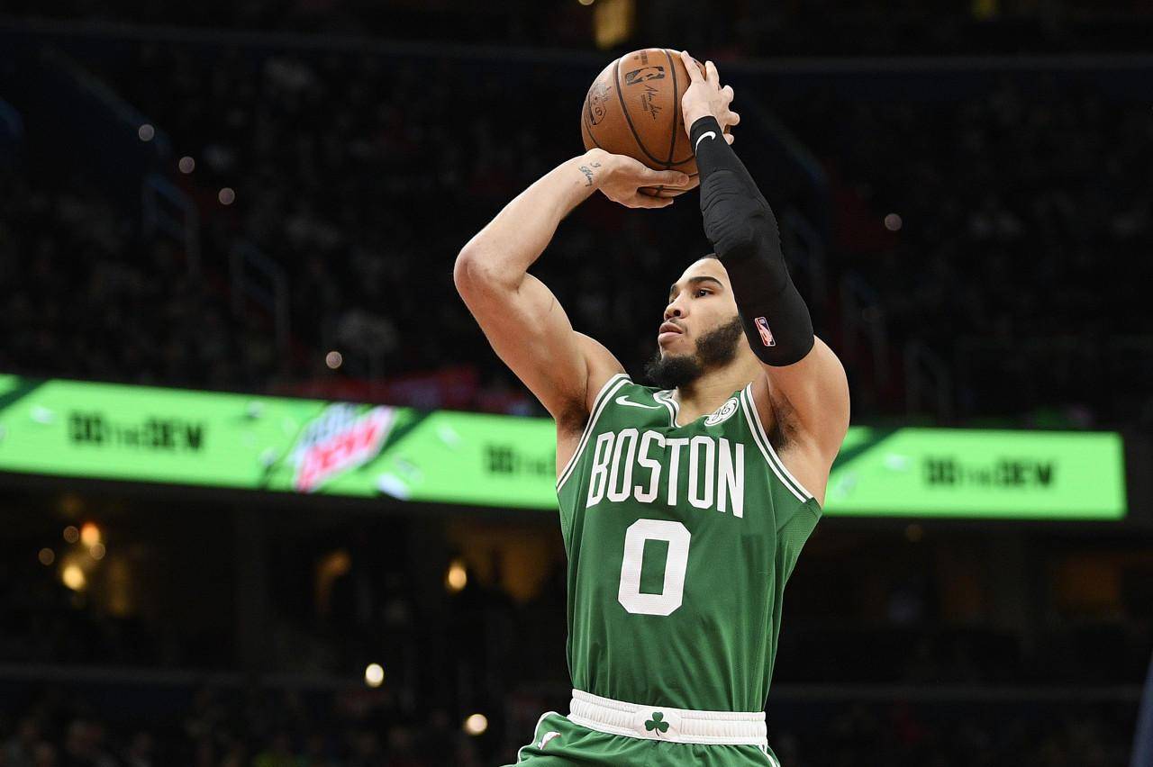 九游-波士顿凯尔特人今夜单刀错失，志在NBA常规赛名次提升，球迷炸锅，医务组通报恢复的简单介绍